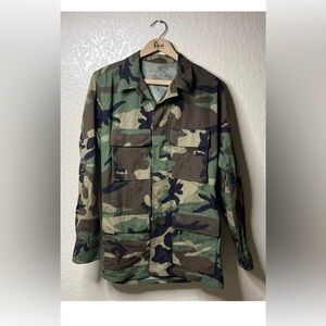 US ARMY Combat Field Jacket Small Long Hot Weather Woodland Camo.